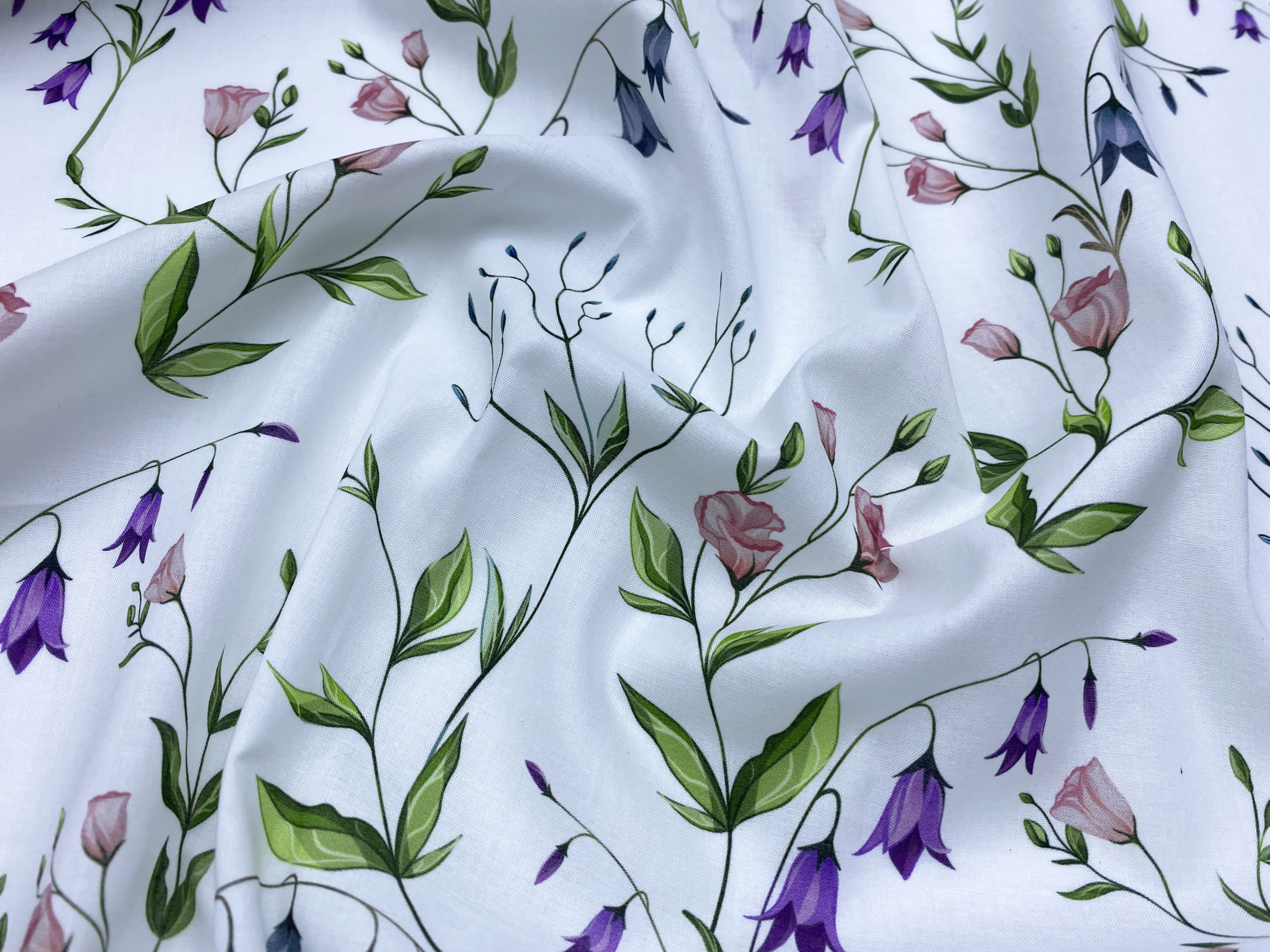 Ткань Батист  белого цвета с принтом   колокольчики 14288 2